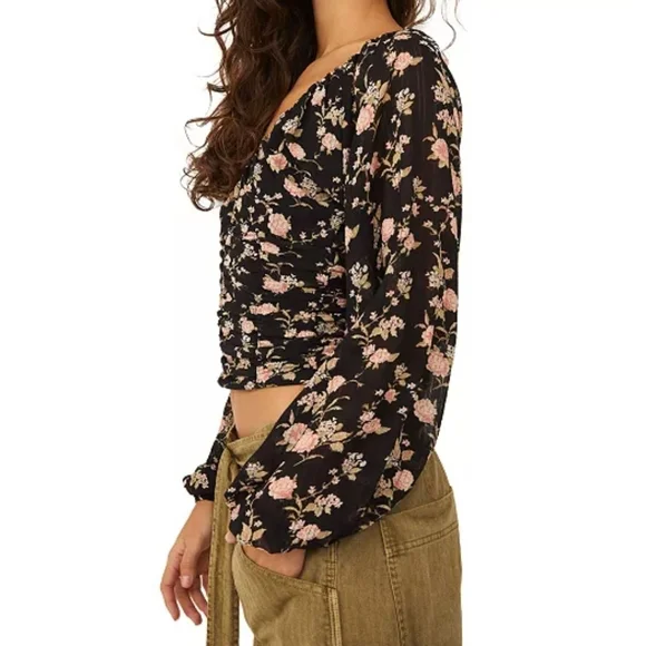 Free people ❤️Final rose 🌹 blouse Nwt - Picture 3 of 4